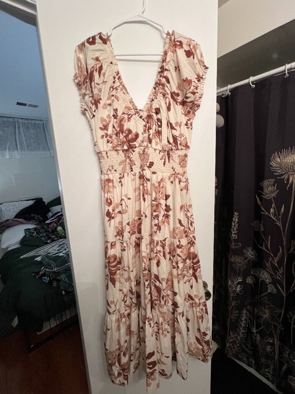 L - Abercrombie & Fitch brown floral smocked maxi dress